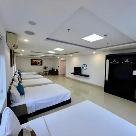 Golden Star Hotel By Thg Danang Exterior photo