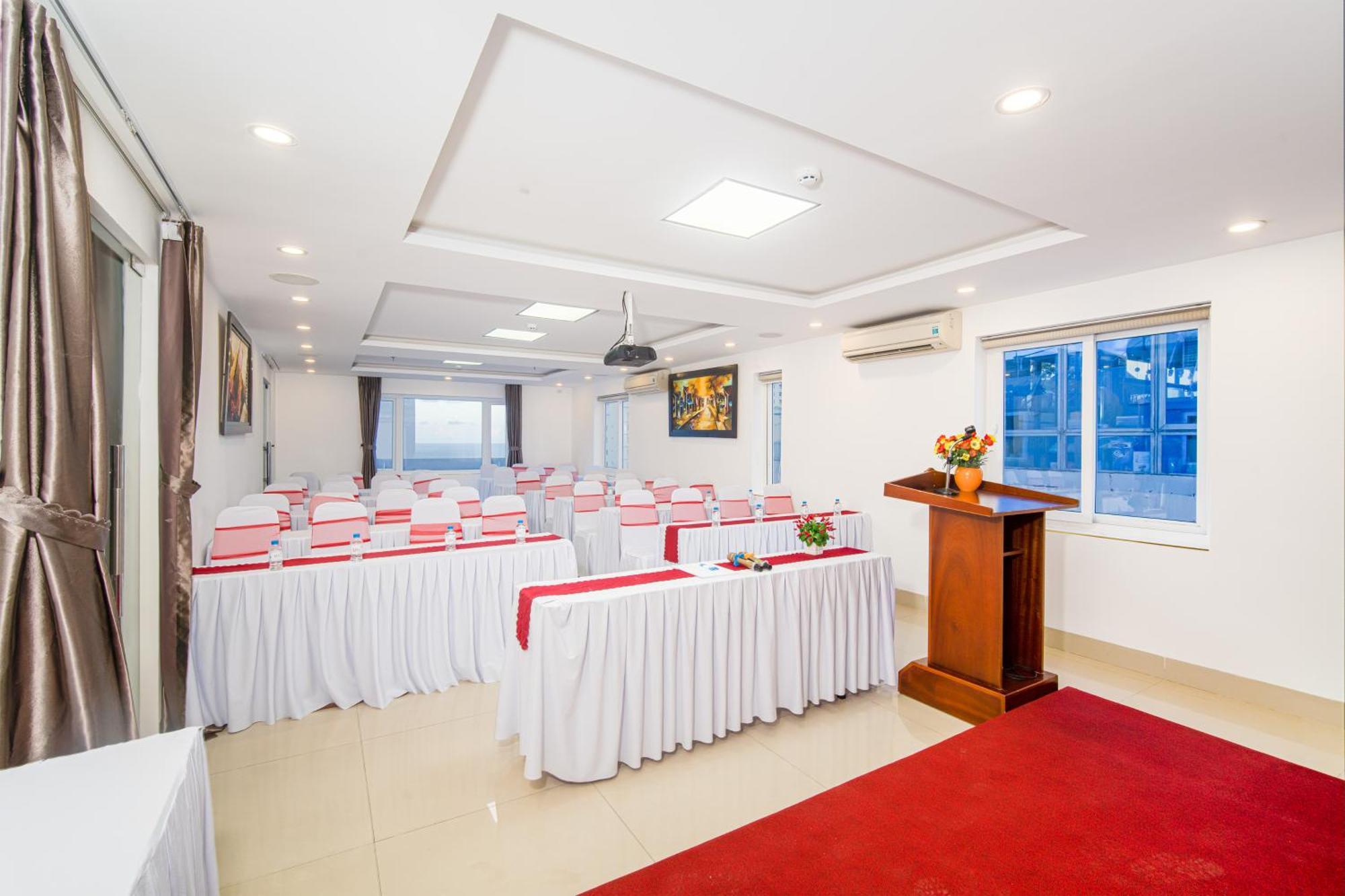 Golden Star By Thg होटल Da Nang